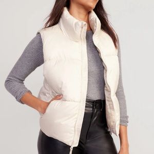Old Navy Short Puffer Vest, Cream, Size S